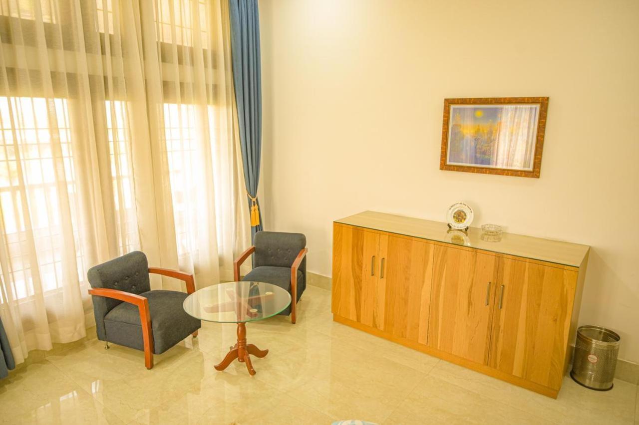 Chet Residency Namsai Ngoại thất bức ảnh